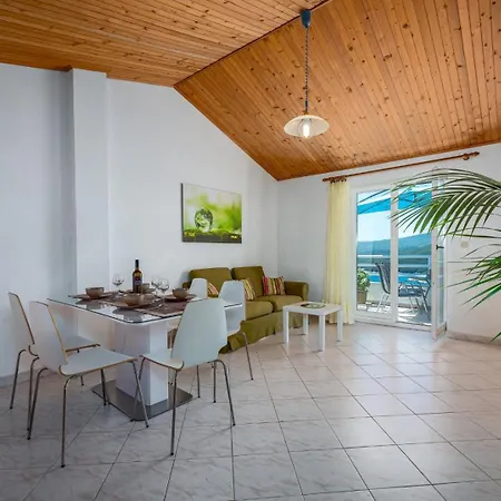 Διαμέρισμα Loft Luciana *
